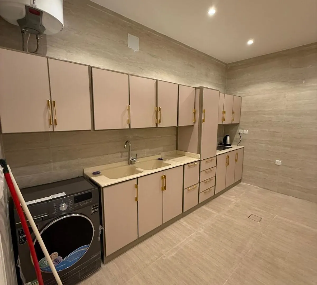 Luxury Room And Salon In Al Aqeeq Riyadh Apartment